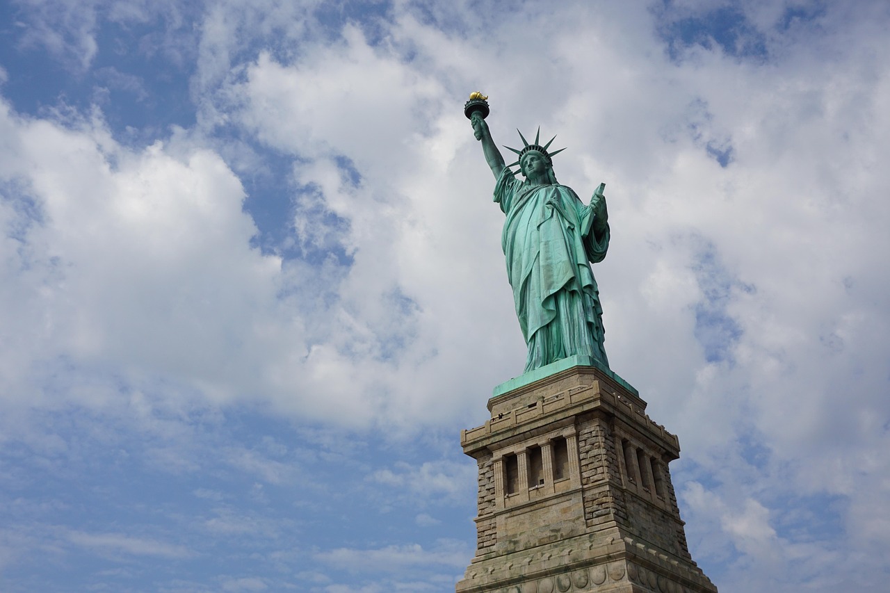 New York Gov. Hochul Vetos Bill Banning For-Profit Hospices